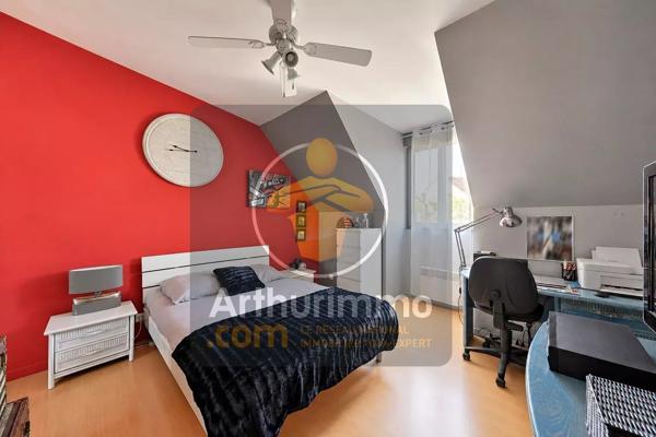 Vente                                                      Maison
                        
                     6 pièces                      130 m2                     à Noiseau