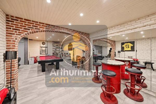 Vente                                                      Maison
                        
                     6 pièces                      130 m2                     à Noiseau