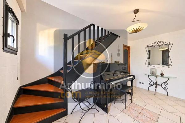Vente                                                      Maison
                        
                     6 pièces                      130 m2                     à Noiseau