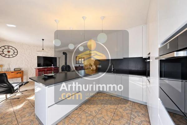 Vente                                                      Maison
                        
                     6 pièces                      130 m2                     à Noiseau