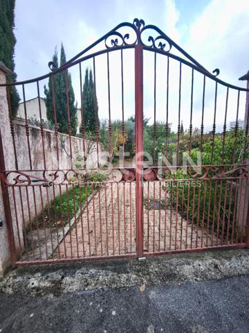 Aubagne ? Grande maison 8 pièces de 207 m² à vendre, idéale grande famille ou projet