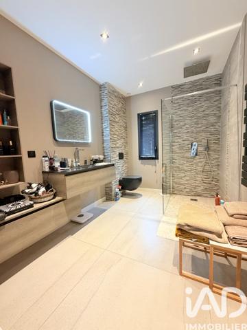 Maison à vendre 5 pièces 180 m² La Gaude
