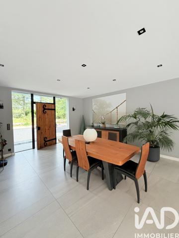 Maison à vendre 5 pièces 180 m² La Gaude