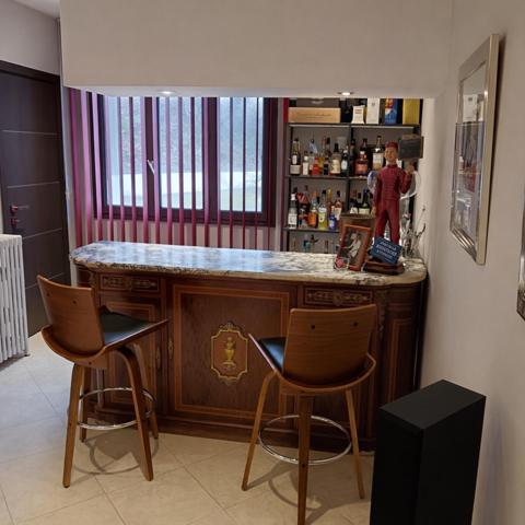 Maison familiale de 390m² proche toutes commodités