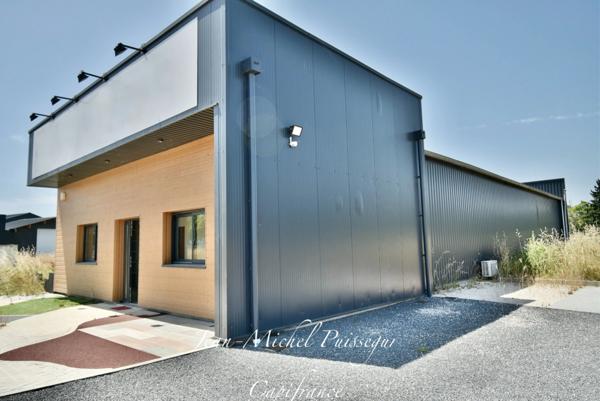 Entrepôt de 250m2 à vendre MONTREJEAU (31)