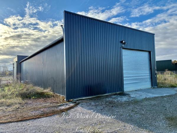 Entrepôt de 250m2 à vendre MONTREJEAU (31)