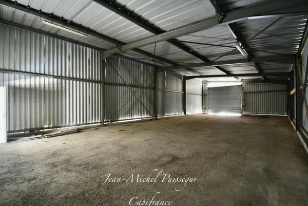 Entrepôt de 250m2 à vendre MONTREJEAU (31)