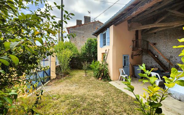 Maison à vendre    5 pièces •  Noé