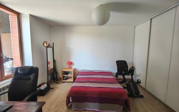 Maison à vendre    5 pièces •  Noé