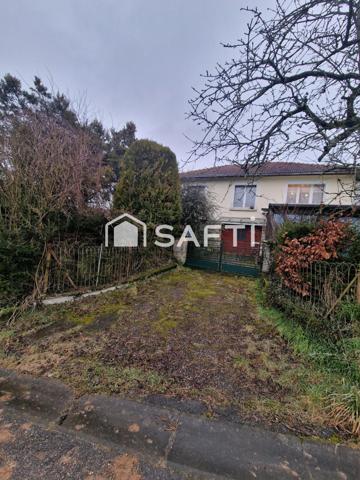 Pavillon de plain-pied sur sous-sol de 70 m² édifiée sur un terrain de 3387 m²