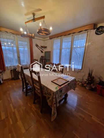 Pavillon de plain-pied sur sous-sol de 70 m² édifiée sur un terrain de 3387 m²