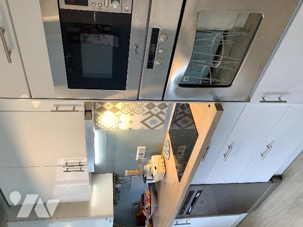 rue Bertrand Robidou. Exceptionnel Appartement avec Terrasse et Jardin.