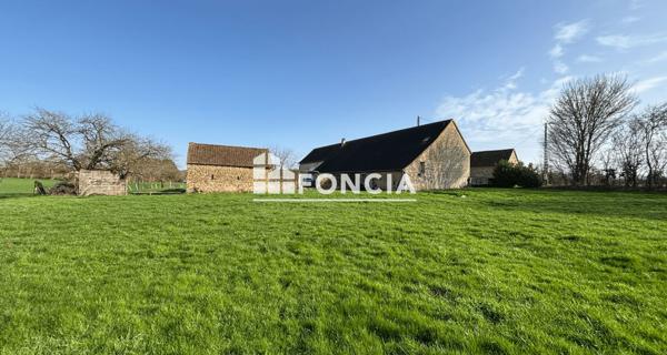 À vendre Maison 8 pièces 207 m² - Longnes 72540