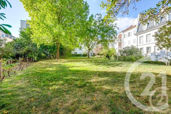 Appartement Studio à vendre  1 pièce - 39,62 m 2   PARIS  - 75018