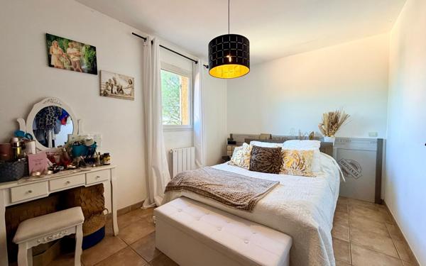 Maison à vendre    5 pièces •  Remoulins