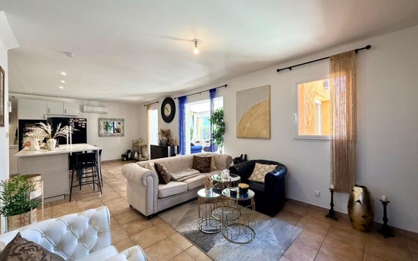 Maison à vendre    5 pièces •  Remoulins