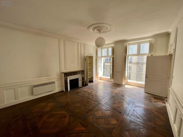 Appartement à vendre à Rennes en Ille-et-Vilaine (35000), ref : 11803/2400   
Centre Ville