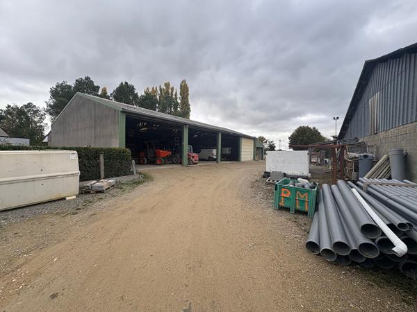 Local d'activité 930 m2 Arquenay , Arquenay Local d'activité 930 m2 Arquenay , Arquenay
