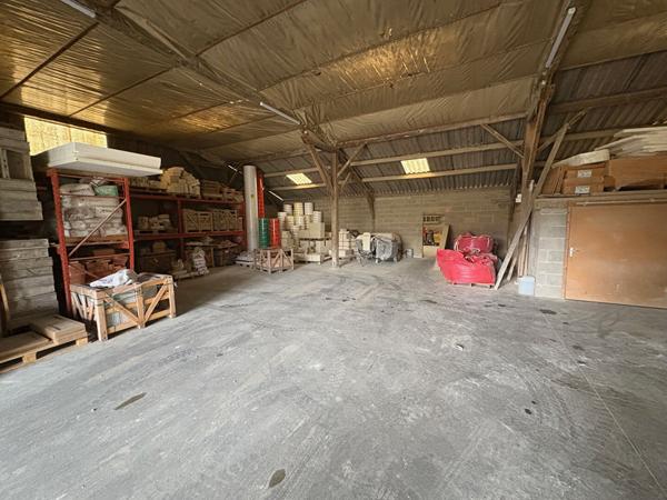 Local d'activité 930 m2 Arquenay , Arquenay Local d'activité 930 m2 Arquenay , Arquenay