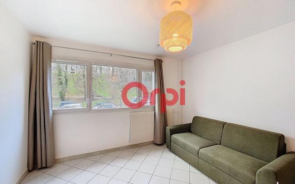 Appartement à louer    1 pièce • 20,50 m2 Saint-Julien-en-Genevois