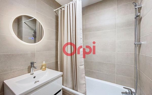 Appartement à louer    1 pièce • 20,50 m2 Saint-Julien-en-Genevois