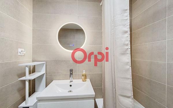 Appartement à louer    1 pièce • 20,50 m2 Saint-Julien-en-Genevois