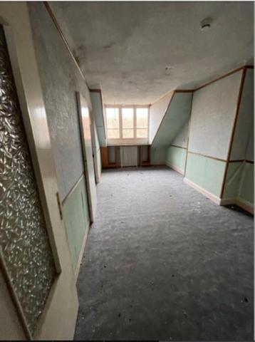 Ensemble  immobilier exceptionnel  pour investisseurs  ou bailleurs sociaux .Terrain  7159m2 Surface hab:1883m2