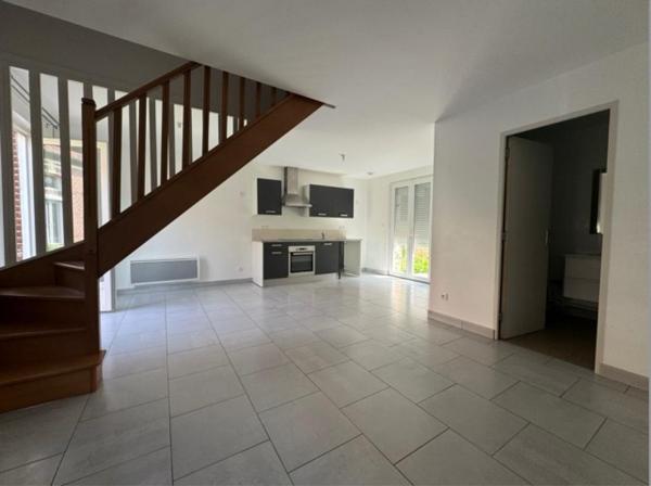 Ensemble  immobilier exceptionnel  pour investisseurs  ou bailleurs sociaux .Terrain  7159m2 Surface hab:1883m2