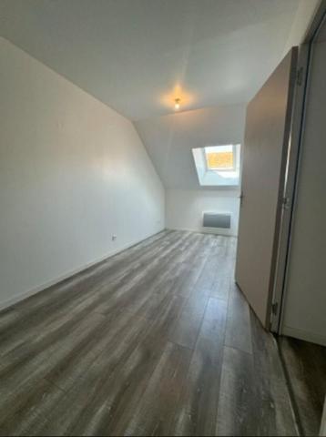 Ensemble  immobilier exceptionnel  pour investisseurs  ou bailleurs sociaux .Terrain  7159m2 Surface hab:1883m2