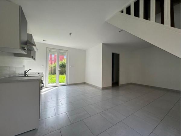 Ensemble  immobilier exceptionnel  pour investisseurs  ou bailleurs sociaux .Terrain  7159m2 Surface hab:1883m2