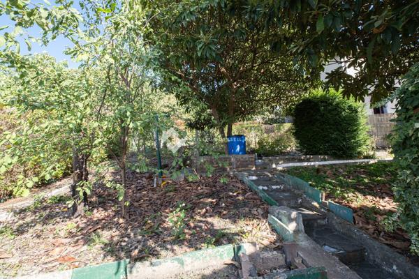 Maison dans un écrin de verdure à 30' du centre de Paris