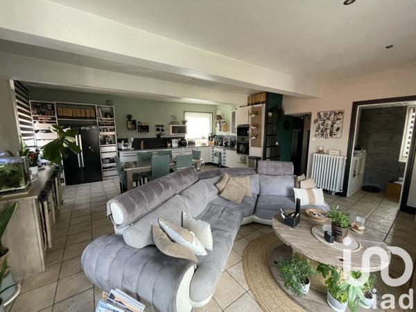 Maison de ville 8 pièces de 174 m² à Saint-Héand (42570)