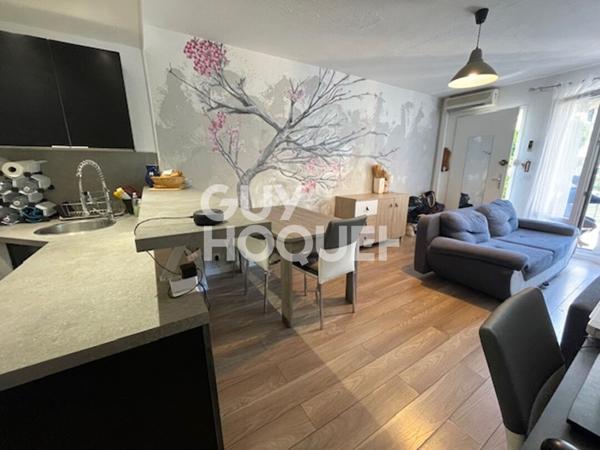 Jolie maison de ville avec terrasse