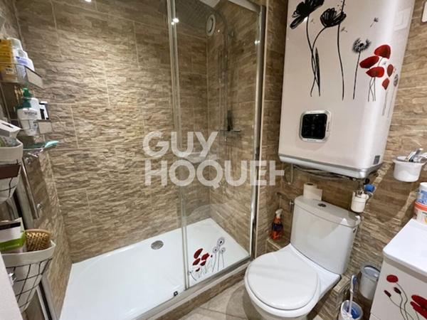 Jolie maison de ville avec terrasse