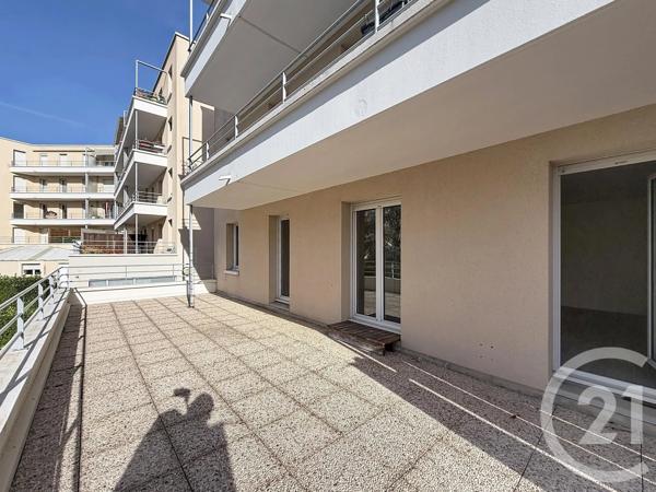 Appartement F4 à vendre  4 pièces - 83,30 m 2   CHARTRES  - 28