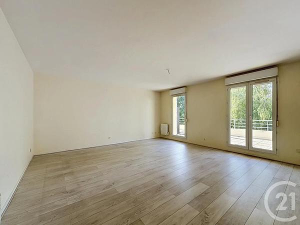 Appartement F4 à vendre  4 pièces - 83,30 m 2   CHARTRES  - 28