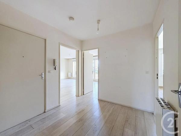 Appartement F4 à vendre  4 pièces - 83,30 m 2   CHARTRES  - 28