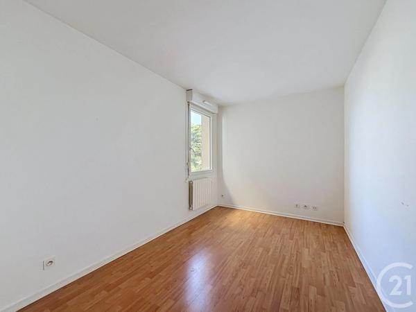 Appartement F4 à vendre  4 pièces - 83,30 m 2   CHARTRES  - 28