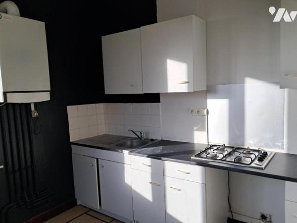 BOULOGNE SUR MER A VENDRE IMMEUBLE SEMI-INDEPENDANT AVEC GARAGE