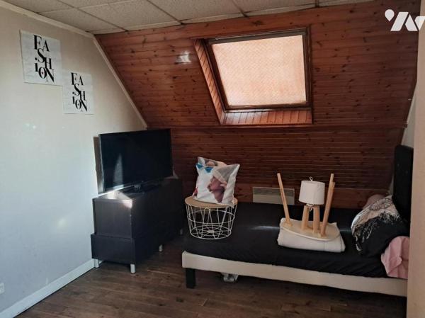 BOULOGNE SUR MER A VENDRE IMMEUBLE SEMI-INDEPENDANT AVEC GARAGE