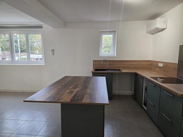 Location Appartement 3 pièces 81 m2 à Pont-Saint-Esprit