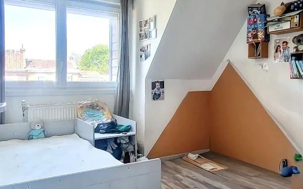 Maison à louer    4 pièces •  Phalempin