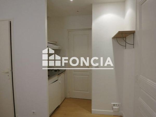 Location Studio 12.83 m² - 12 RUE PERTINAX Nice 06000