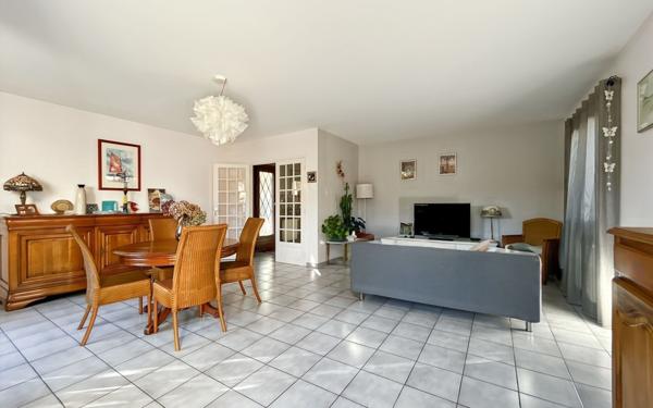 Maison à vendre    6 pièces •  Toulouse