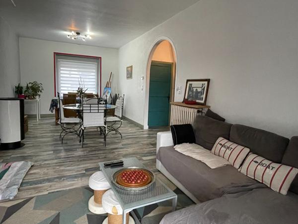 Maison atypique au coeur de St Gilles