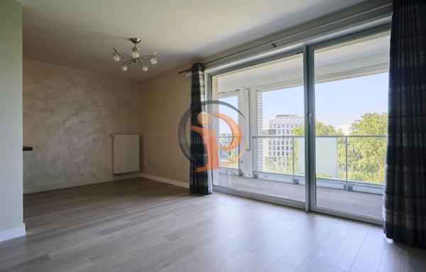 Appartement 2 chambres,  salon séjour,  balcon et garage