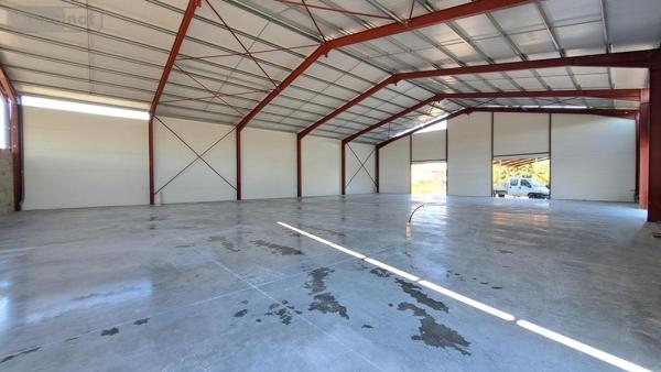 Fonds et/ou murs commerciaux à vendre à Montbrison dans la Loire (42600), ref : 090/436