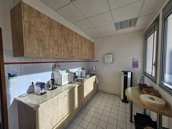 A LOUER - 490 m² - Bureaux - AEROPORT - Saint Aignan Grandlieu