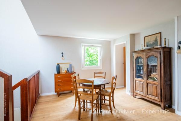 Les Ulis (91940) Triplex baigné de lumière de 96,30m2