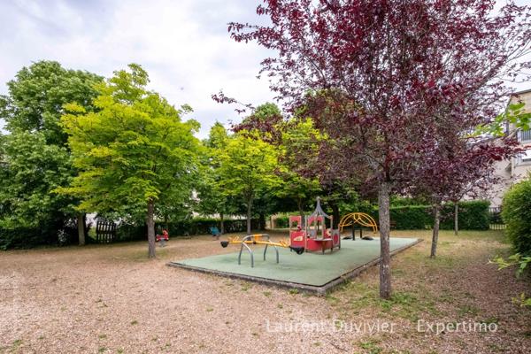 Les Ulis (91940) Triplex baigné de lumière de 96,30m2